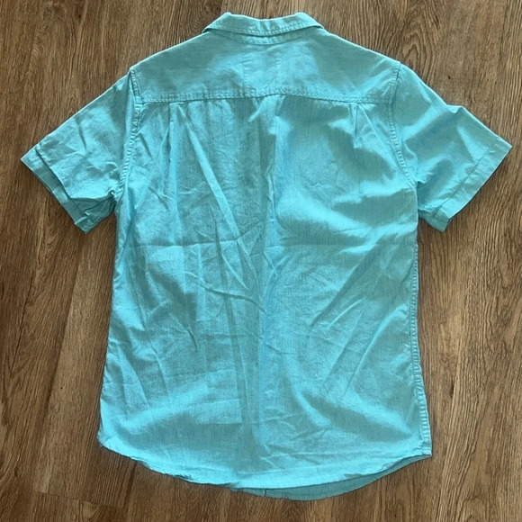 Modern Amusement Short Sleeve Button Down Turquoise Men’s Shirt Sz Small - Picture 4 of 9